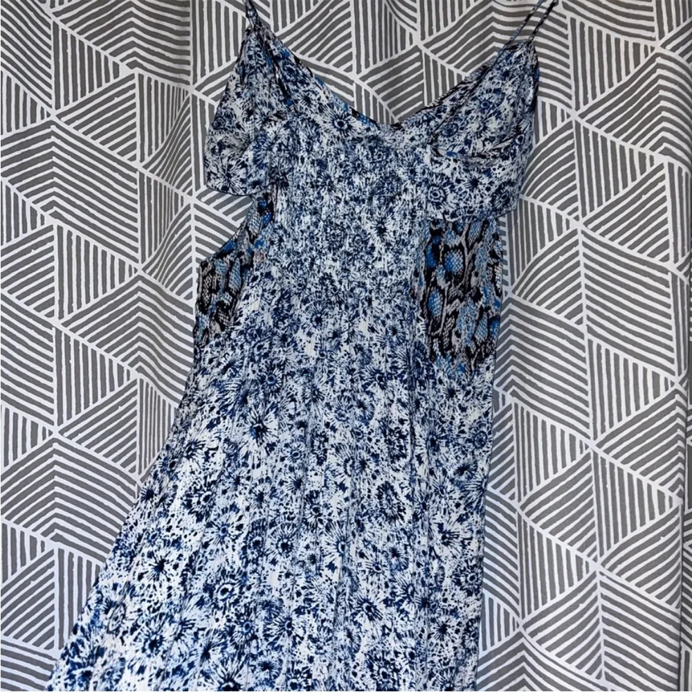 Urban Outfitters Ecote shipwreck cut out maxi dress - Picture 3 of 9